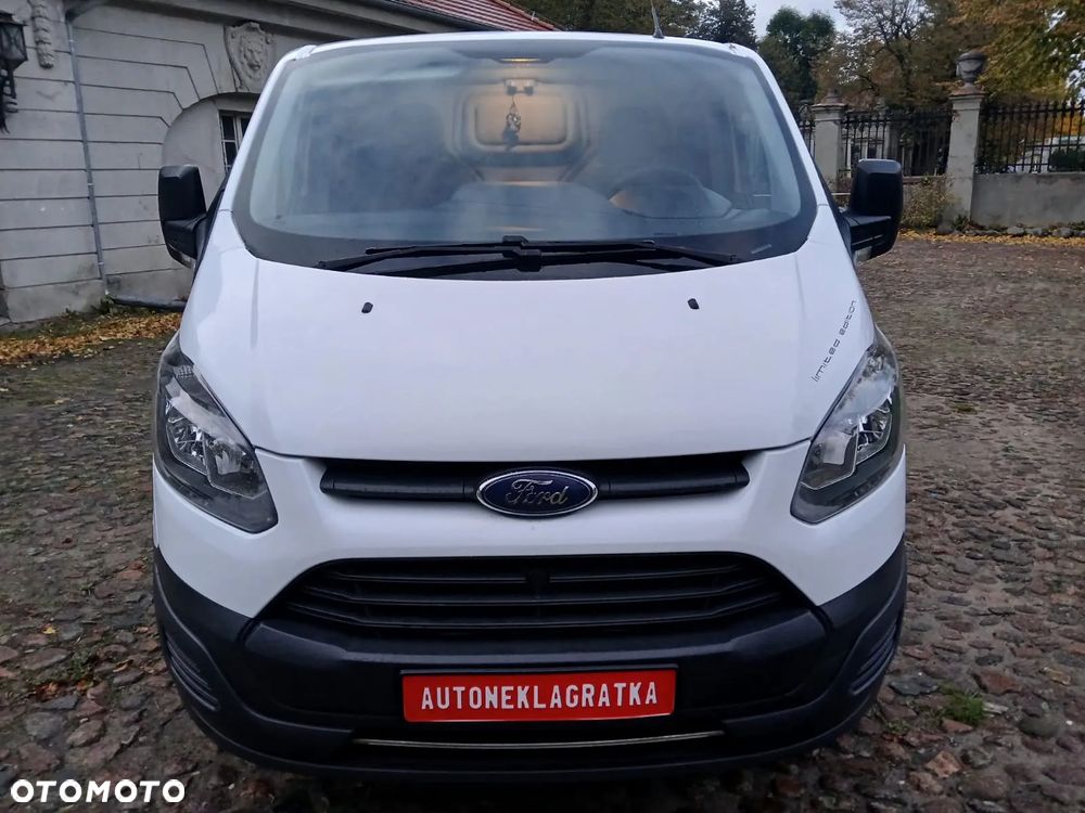 Ford TRANSIT CUSTOM - 16