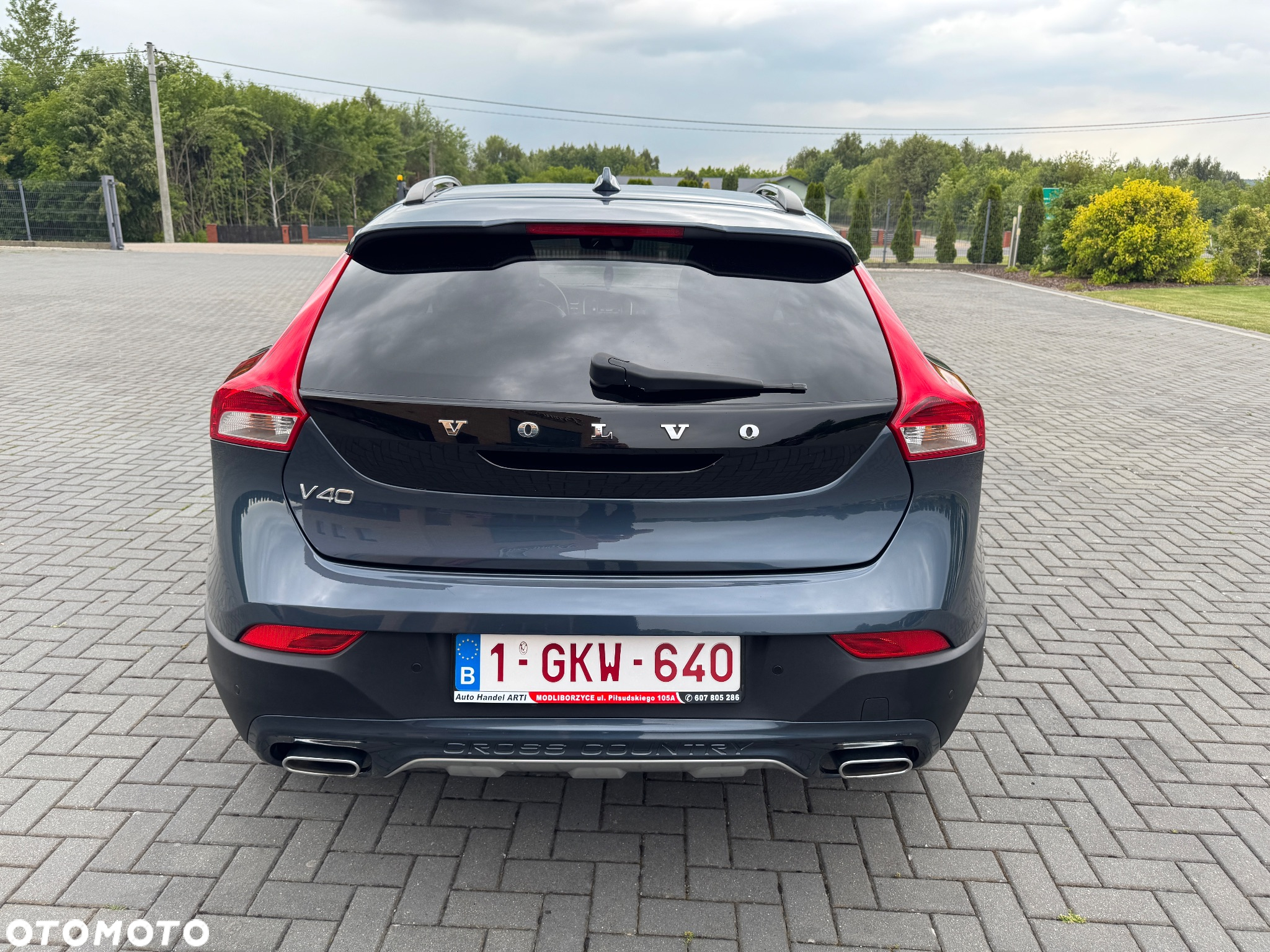 Volvo V40 Cross Country D2 Geartronic Summum - 4
