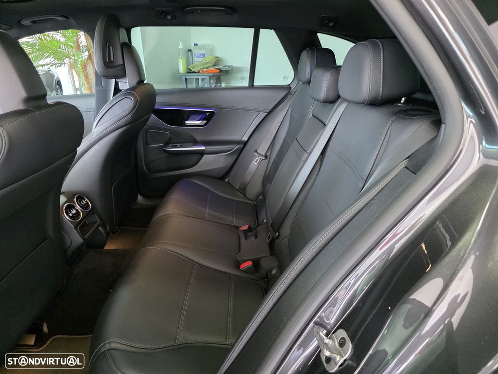 Mercedes-Benz C 300 e T 9G-TRONIC AMG Line - 22
