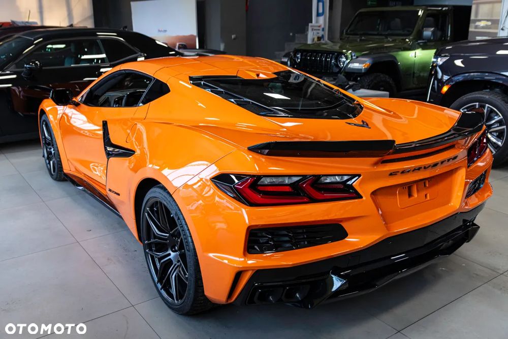 Chevrolet Corvette - 7