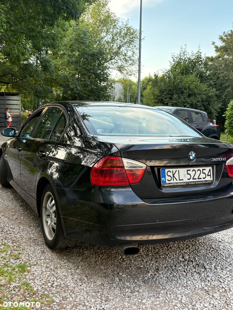 BMW Seria 3 320d - 3