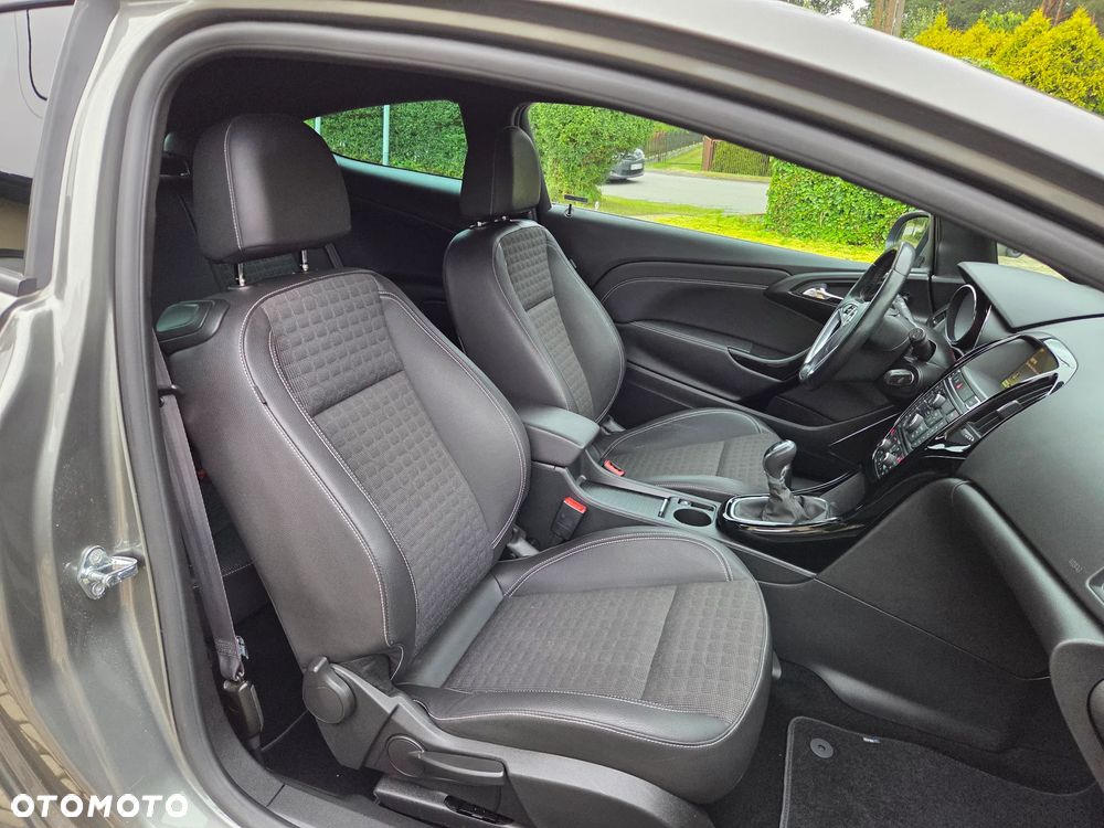 Opel Astra 1.6 T SIDI Sport S&S - 34