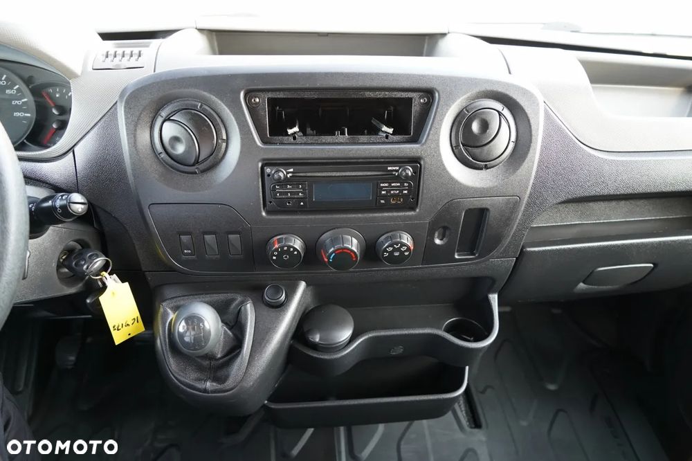 Renault MASTER /  BLASZAK / FURGON / MANUAL  / DMC 3500KG / SPROWADZONY / PO KONTRAKCIE SERWISOWYM - 31