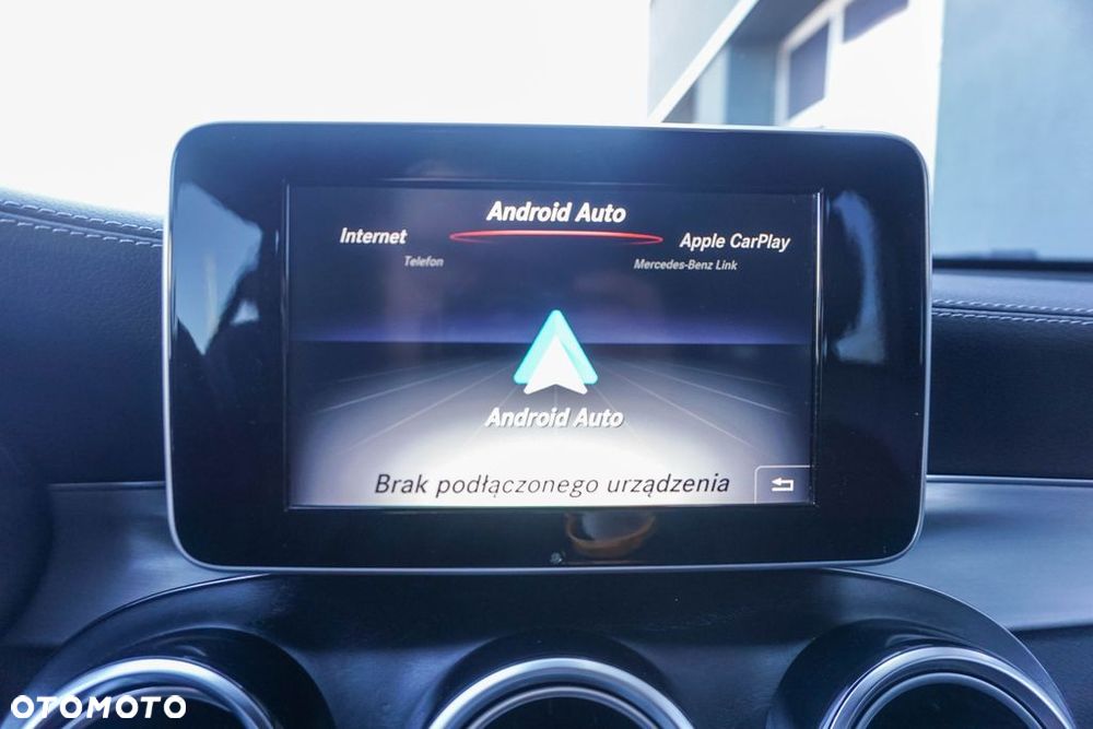 Mercedes-Benz GLC 250 4Matic 9G-TRONIC AMG Line - 23