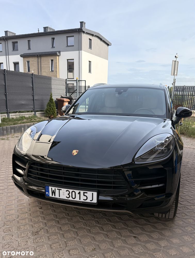 Porsche Macan Standard - 2
