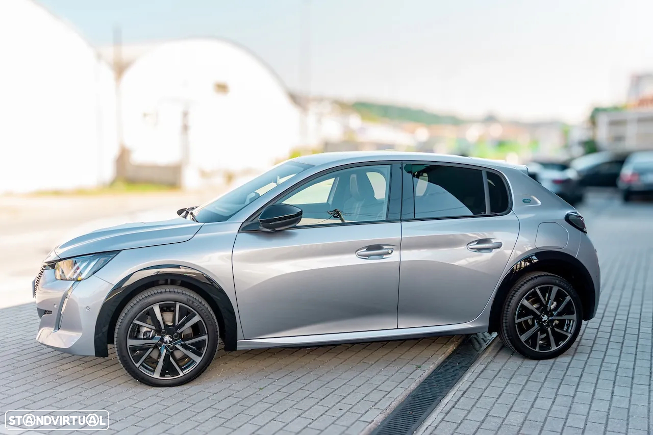Peugeot e-208 50 kWh GT Pack - 3