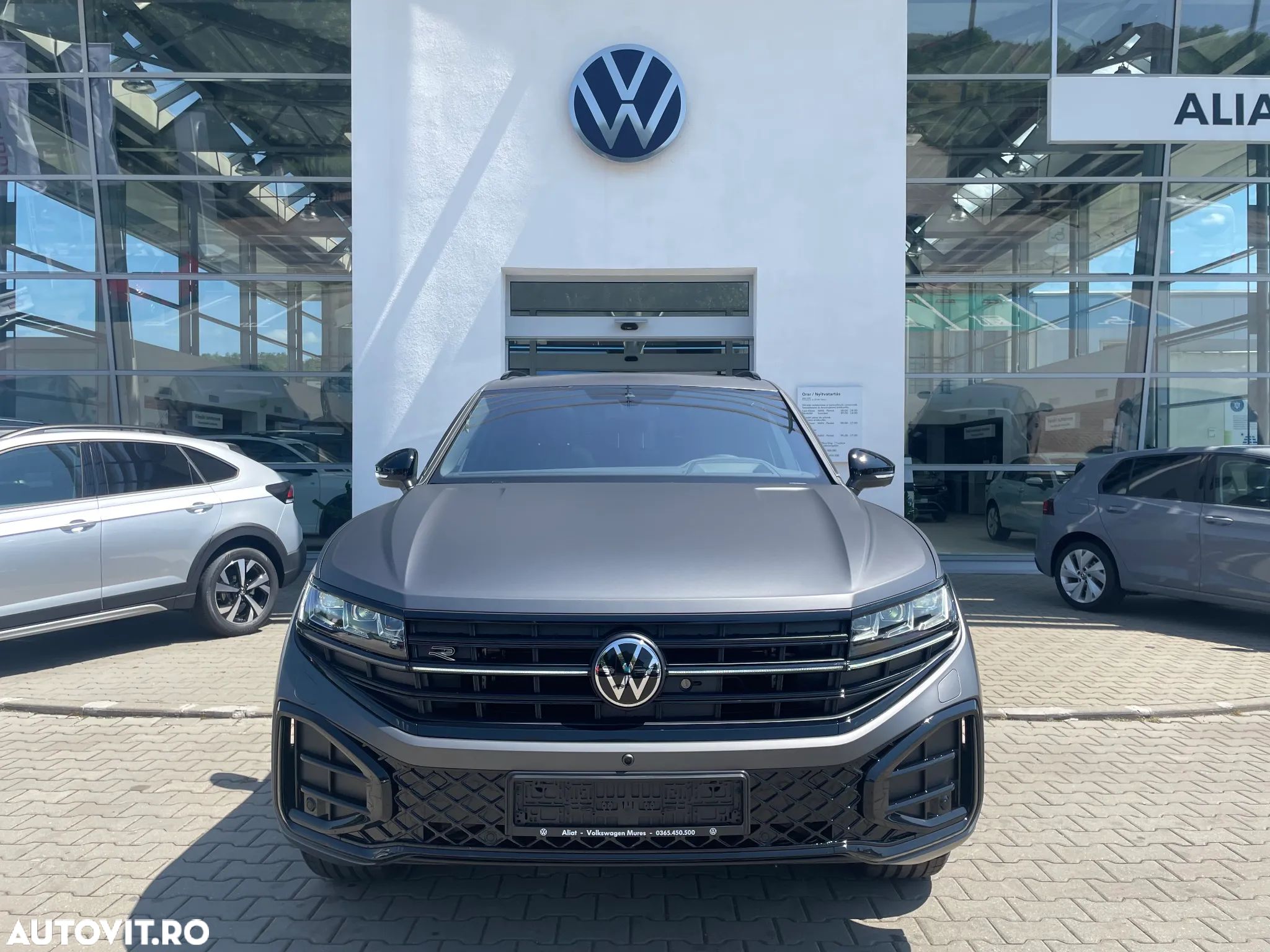 Volkswagen Touareg V6 TDI R-Style - 1
