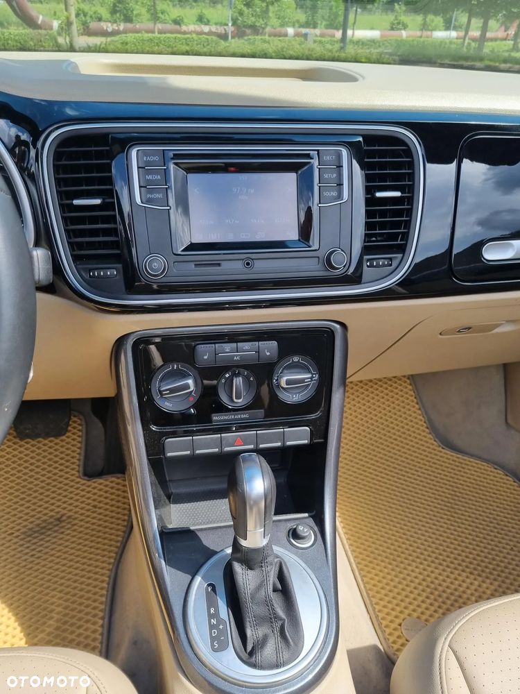 Volkswagen Beetle 2.5 - 10