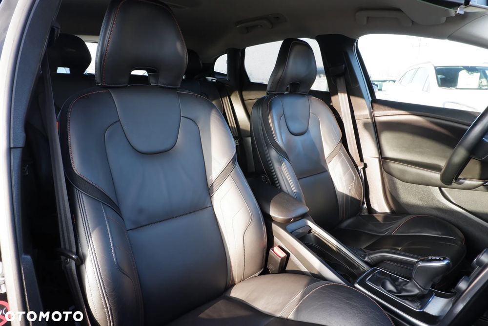 Volvo V40 D2 Powershift Ocean Race - 10