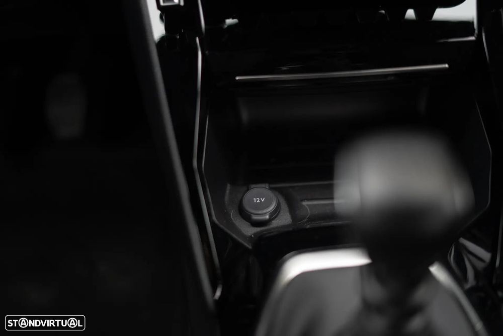 Peugeot 2008 — fotografia 31