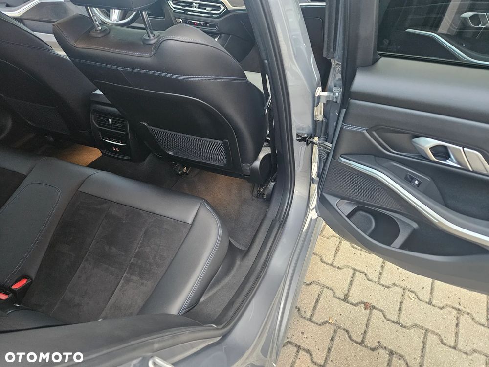 BMW Seria 3 - 15