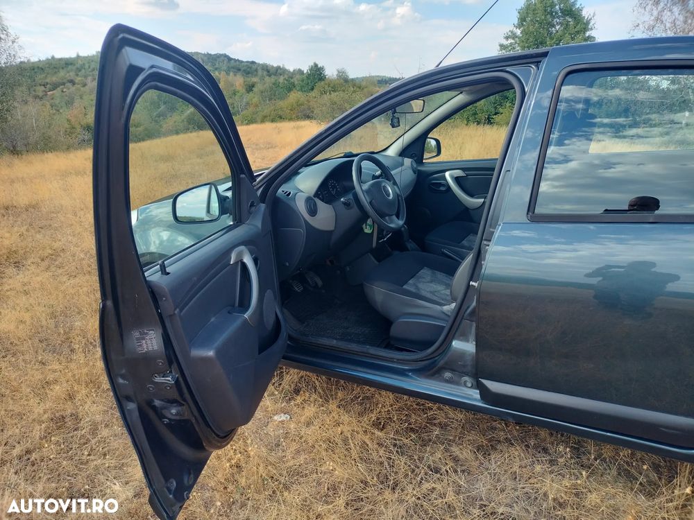 Dacia Sandero 1.2 16V - 12
