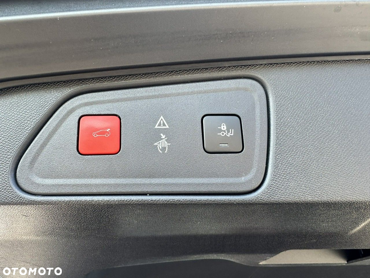 Peugeot 3008 - 11