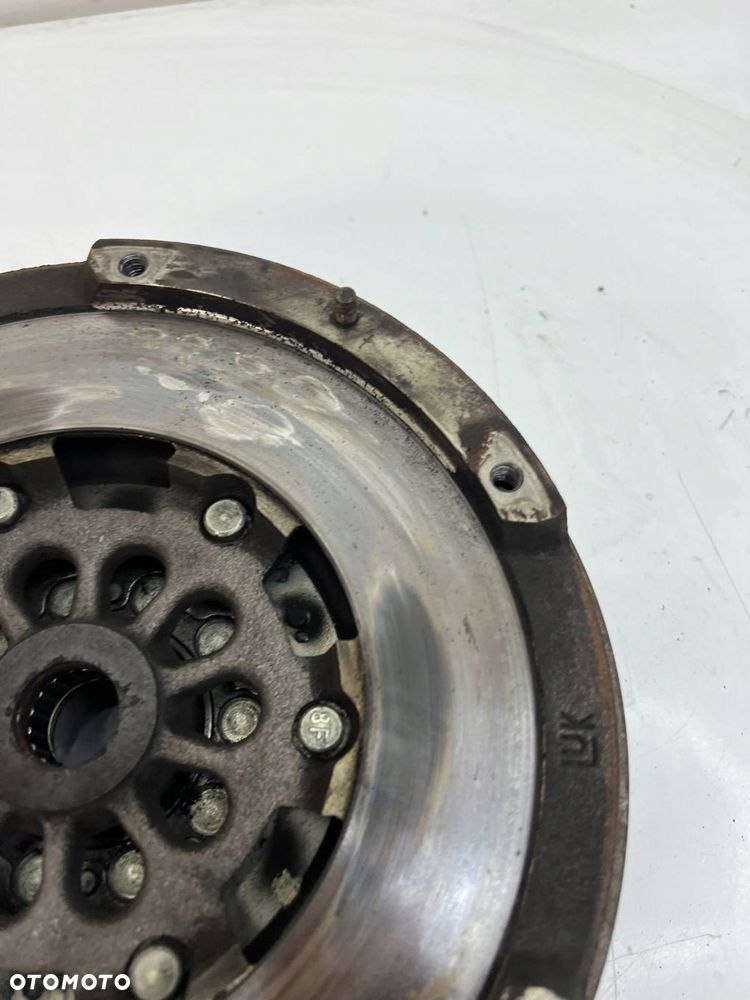 Koło dwumasowe dwumas dwumasa 1.4 TFSI CVNA Audi A4 S4 B9 - 3