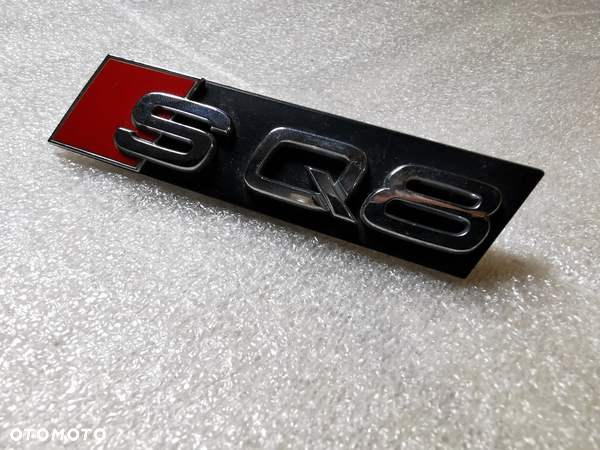 Audi SQ8 Q8 Emblemat grilla logo na grill znaczek przód 4M8853748