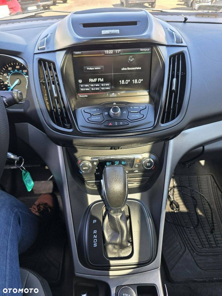 Ford Kuga - 17