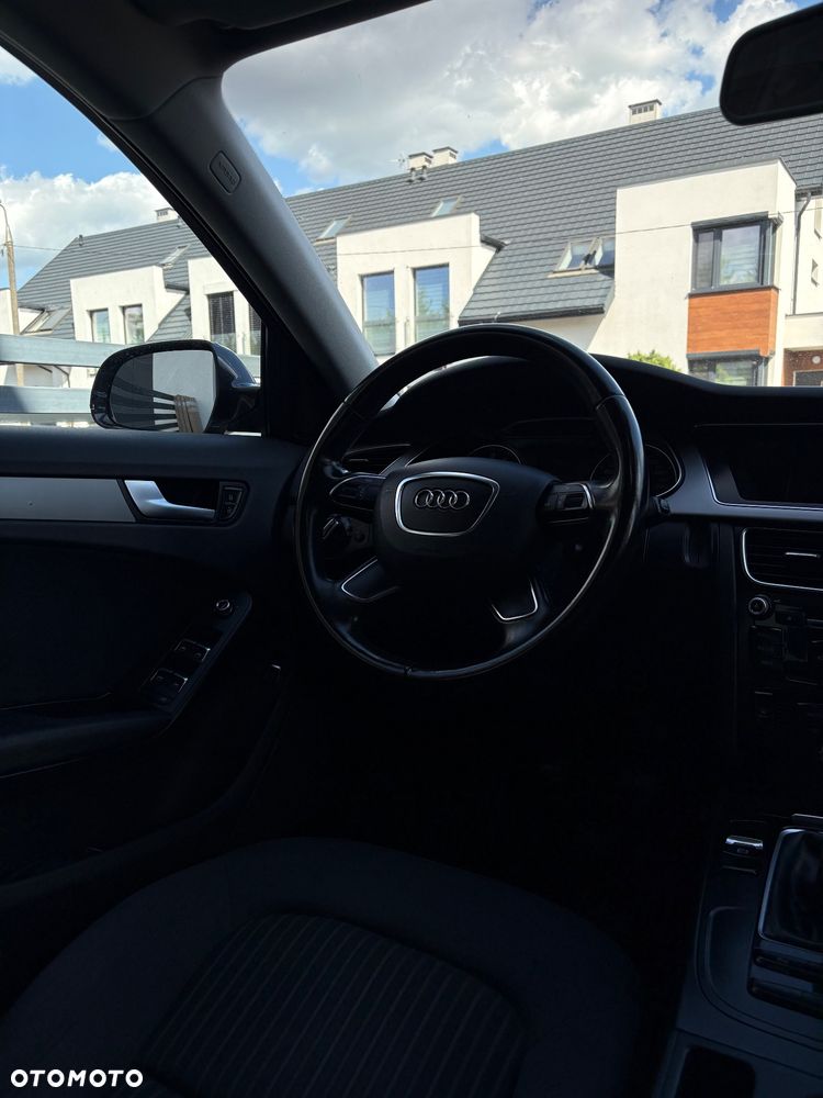 Audi A4 Limousine 1.8 TFSI Ambiente - 17