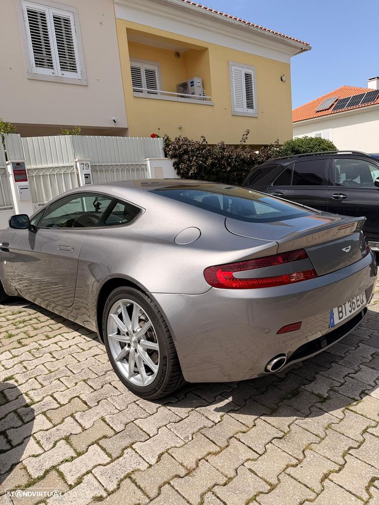Aston Martin Vantage Coupe Sportshift - 5