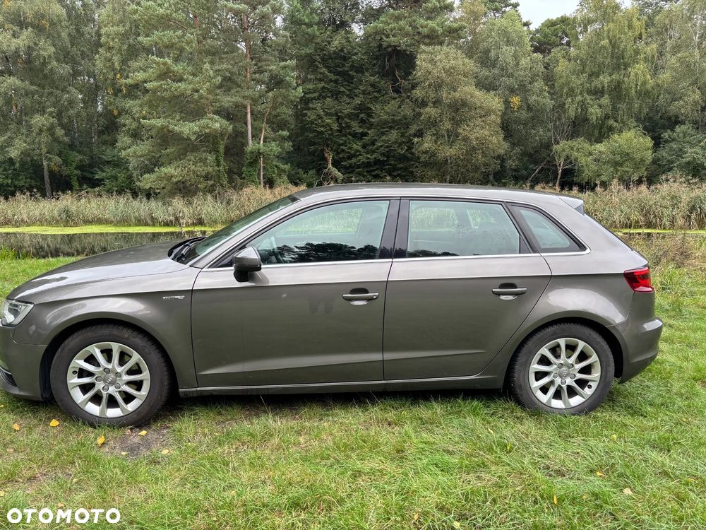 Audi A3 Sportback - 4