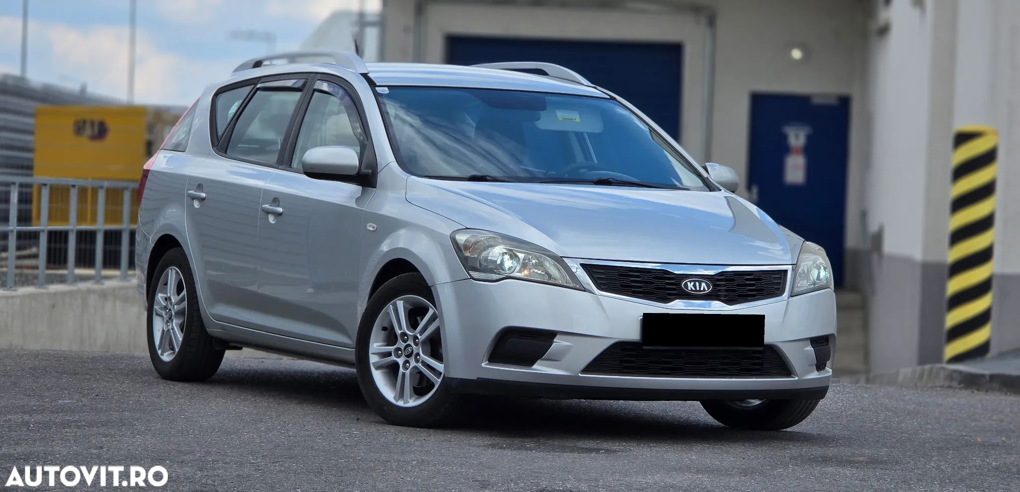 Kia Ceed - 1