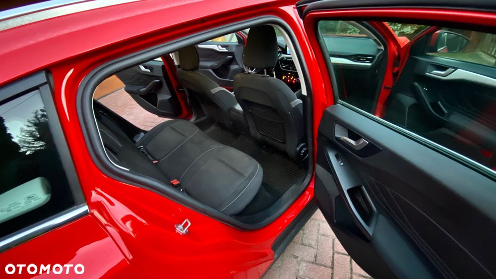 Ford Focus 1.5 EcoBlue Active Business - 16