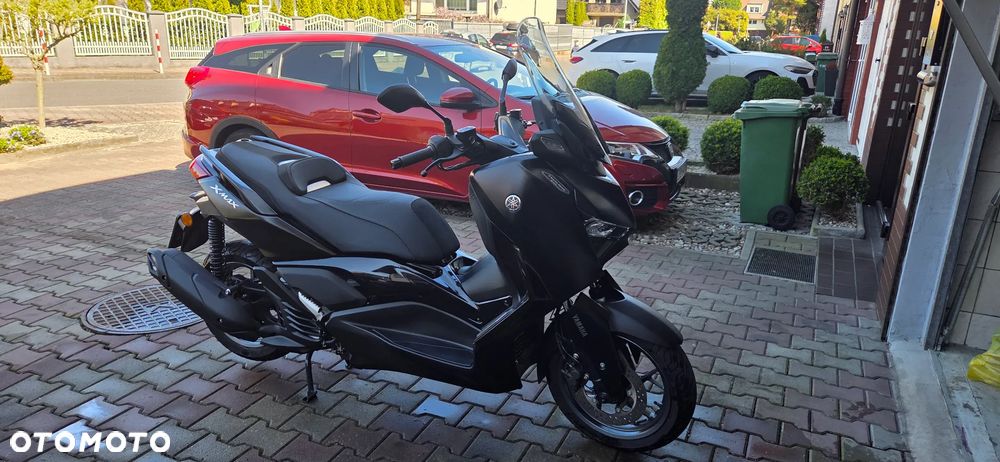 Yamaha X-max - 1