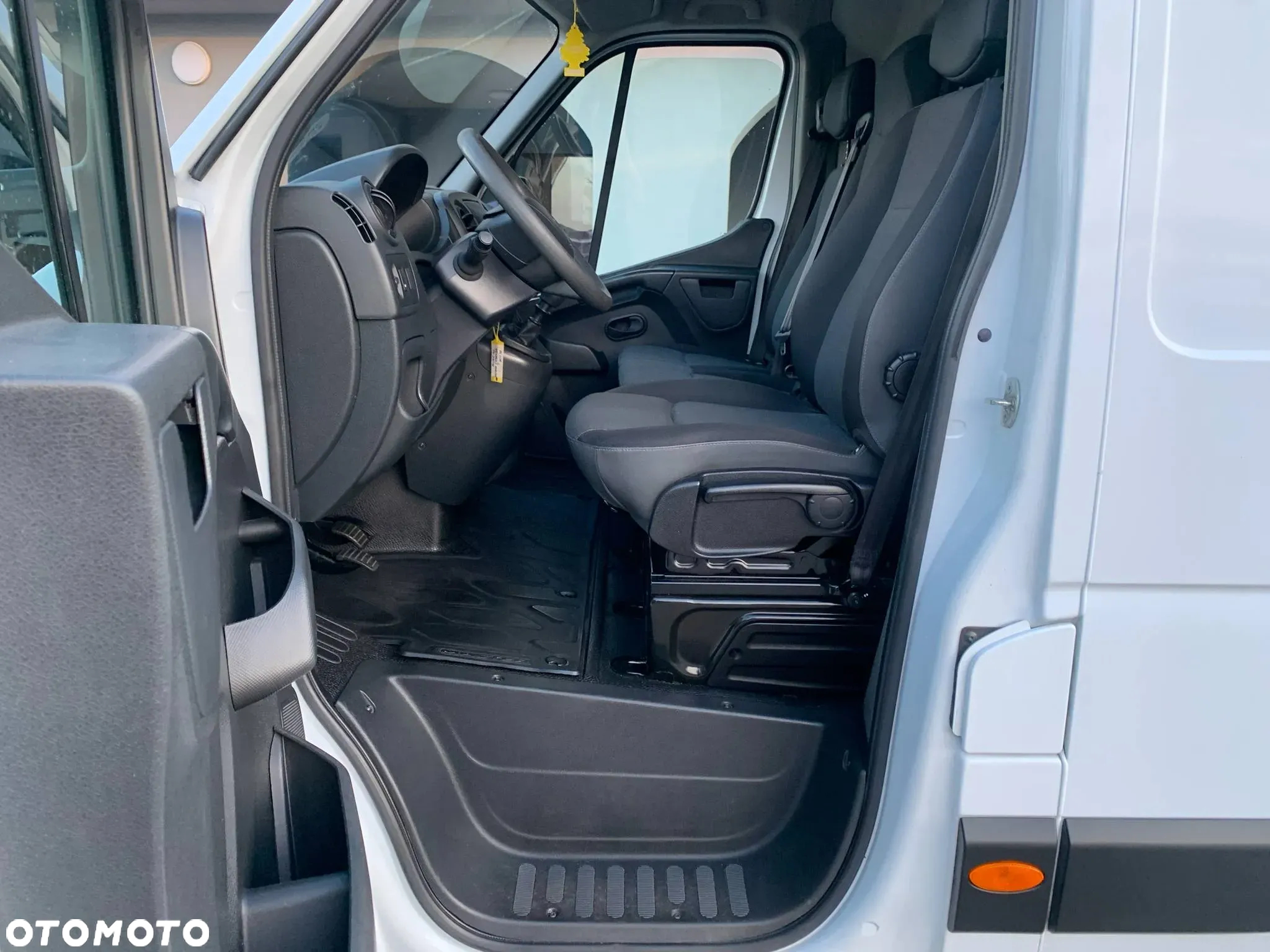 Renault Master Long Bluetooth - 28