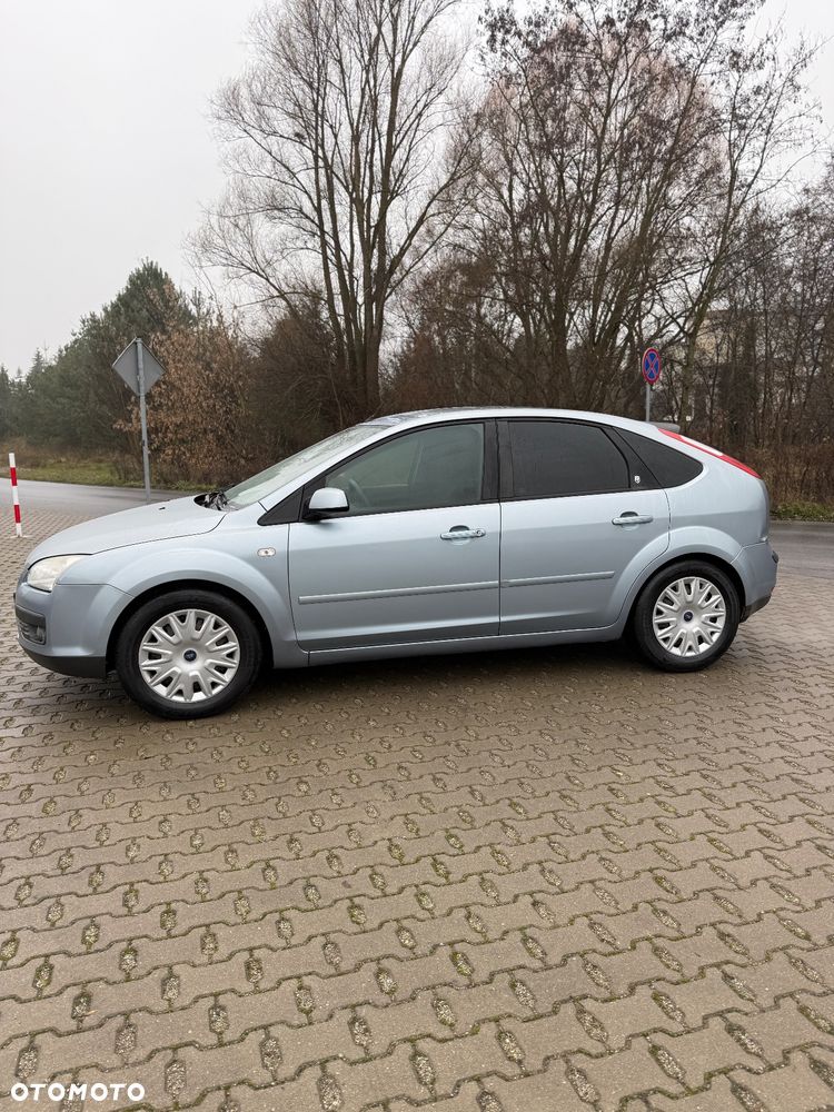 Ford Focus 1.6 Ti-VCT Ghia - 5