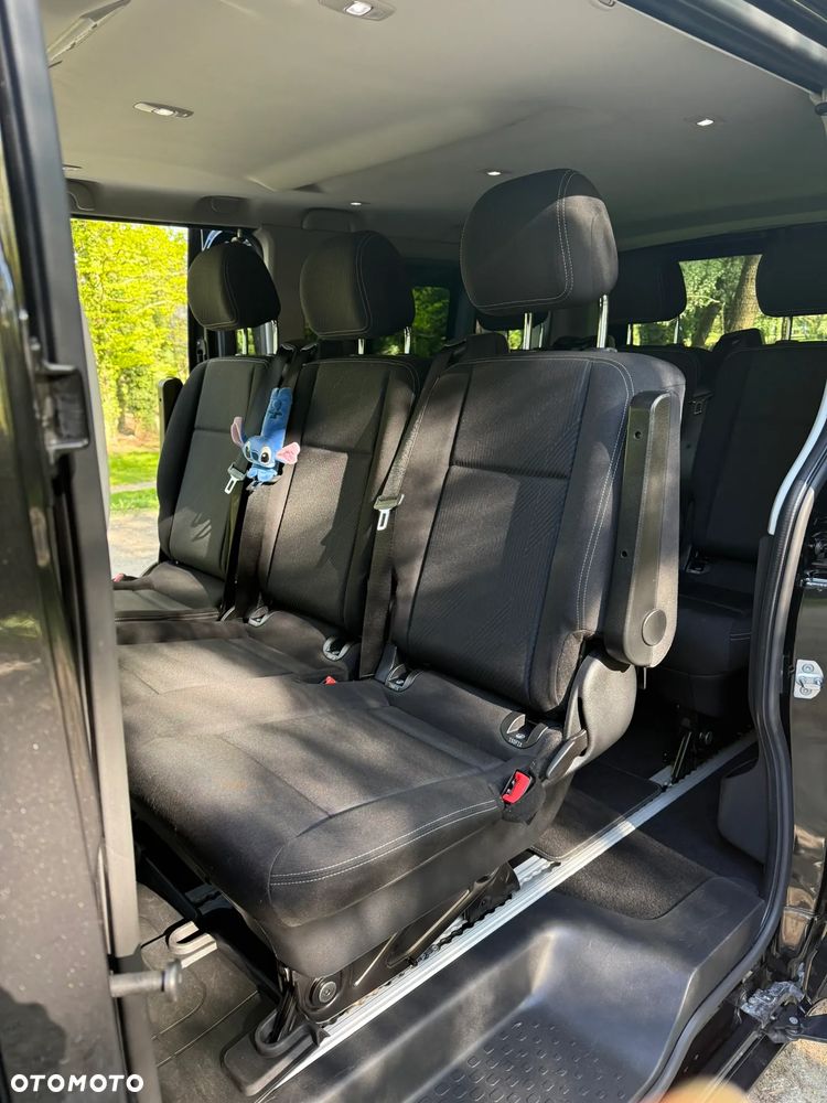 Renault Trafic Grand 2.0 dCi EDC - 32