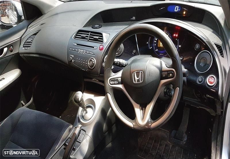 Honda Civic 1.4 i  de 2006 disponível para peças - 5