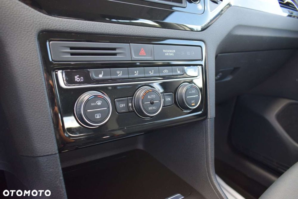 Volkswagen Golf Sportsvan - 35