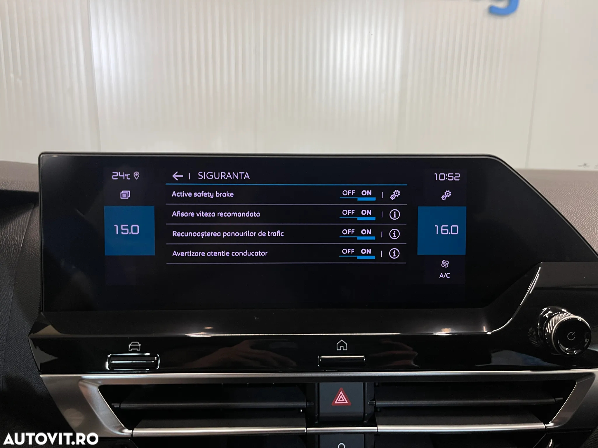 Citroën C4 1.2 PureTech S&S EAT8 Feel - 16