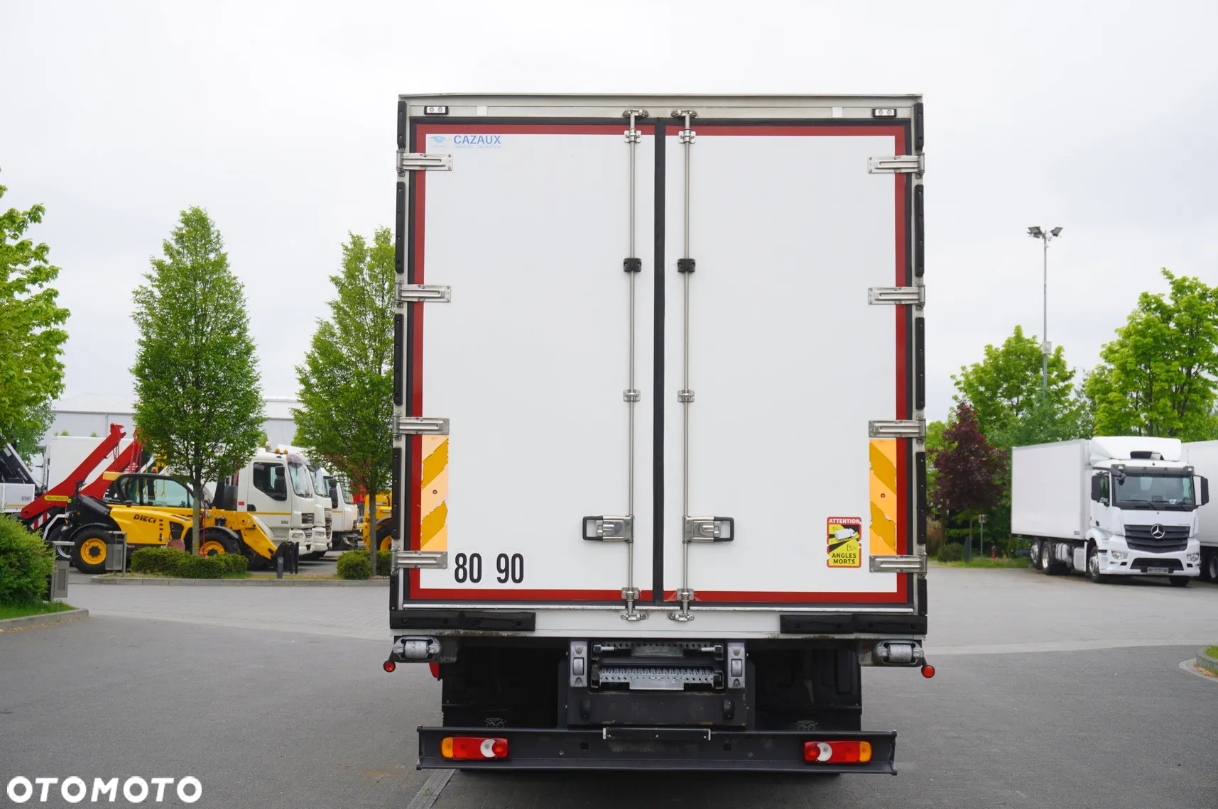 Renault D13 / 140 tys. km!!! / Chłodnia hakowa / Thermoking T800R / 2 sztuki - 5