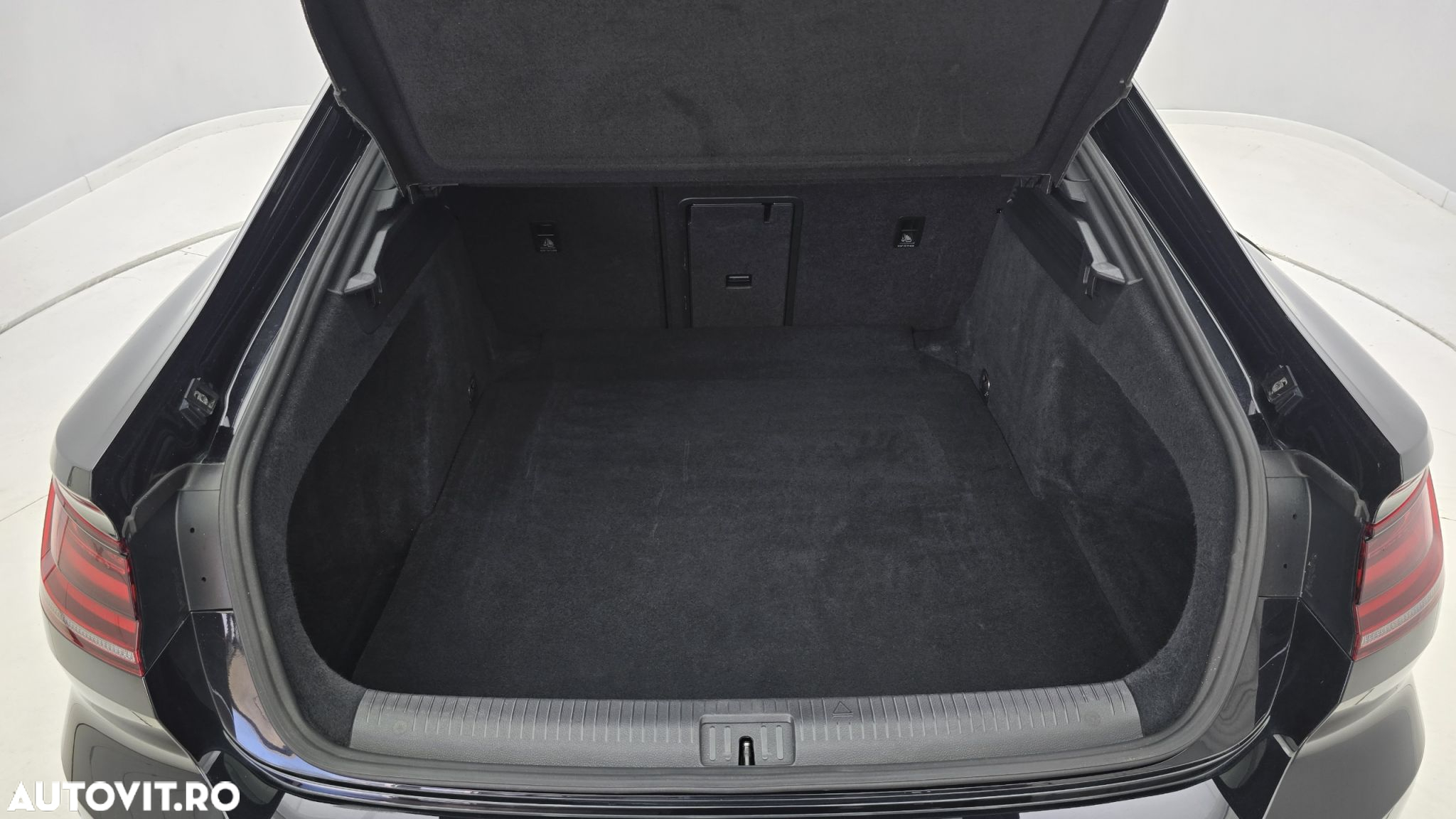 Volkswagen ARTEON 2.0 TSI DSG 4Motion R-Line - 25