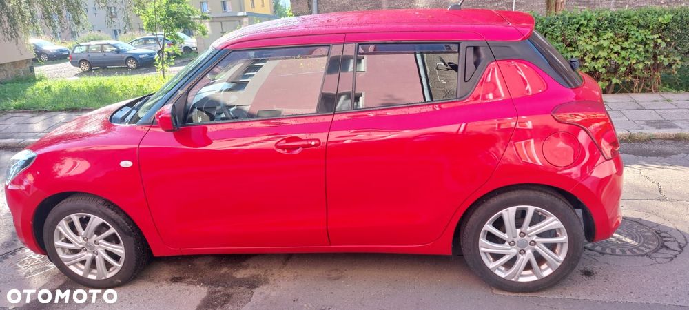 Suzuki Swift 1.2 Dualjet SHVS Premium CVT - 2