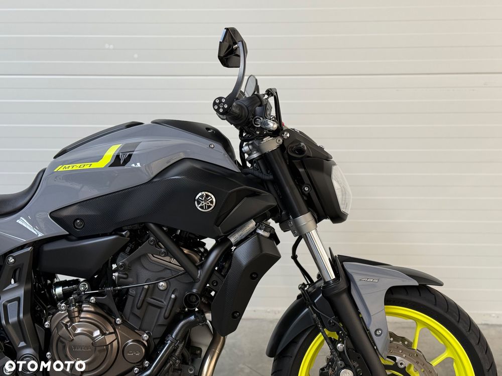 Yamaha MT - 11
