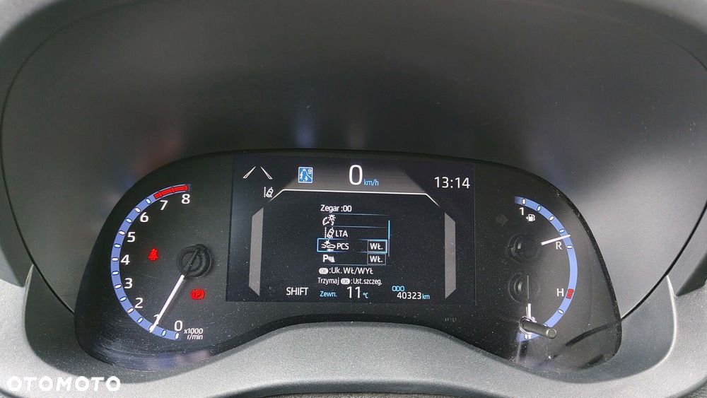Toyota Yaris Cross - 12
