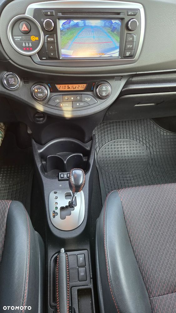 Toyota Yaris 1.33 Sol MS - 13