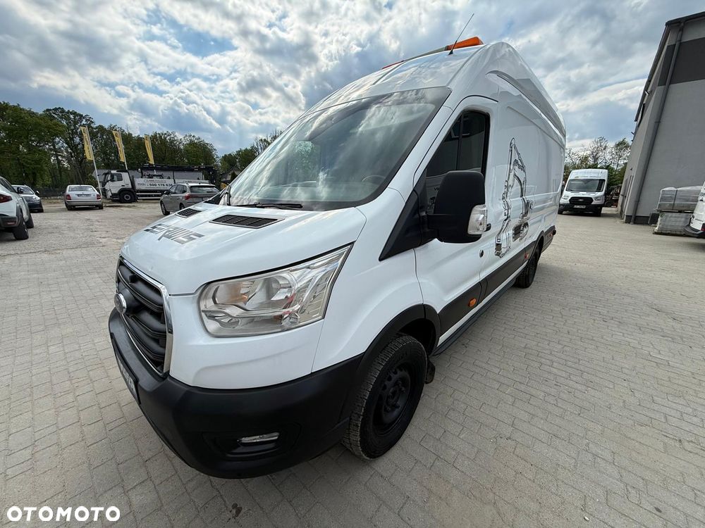 Ford Transit - 4