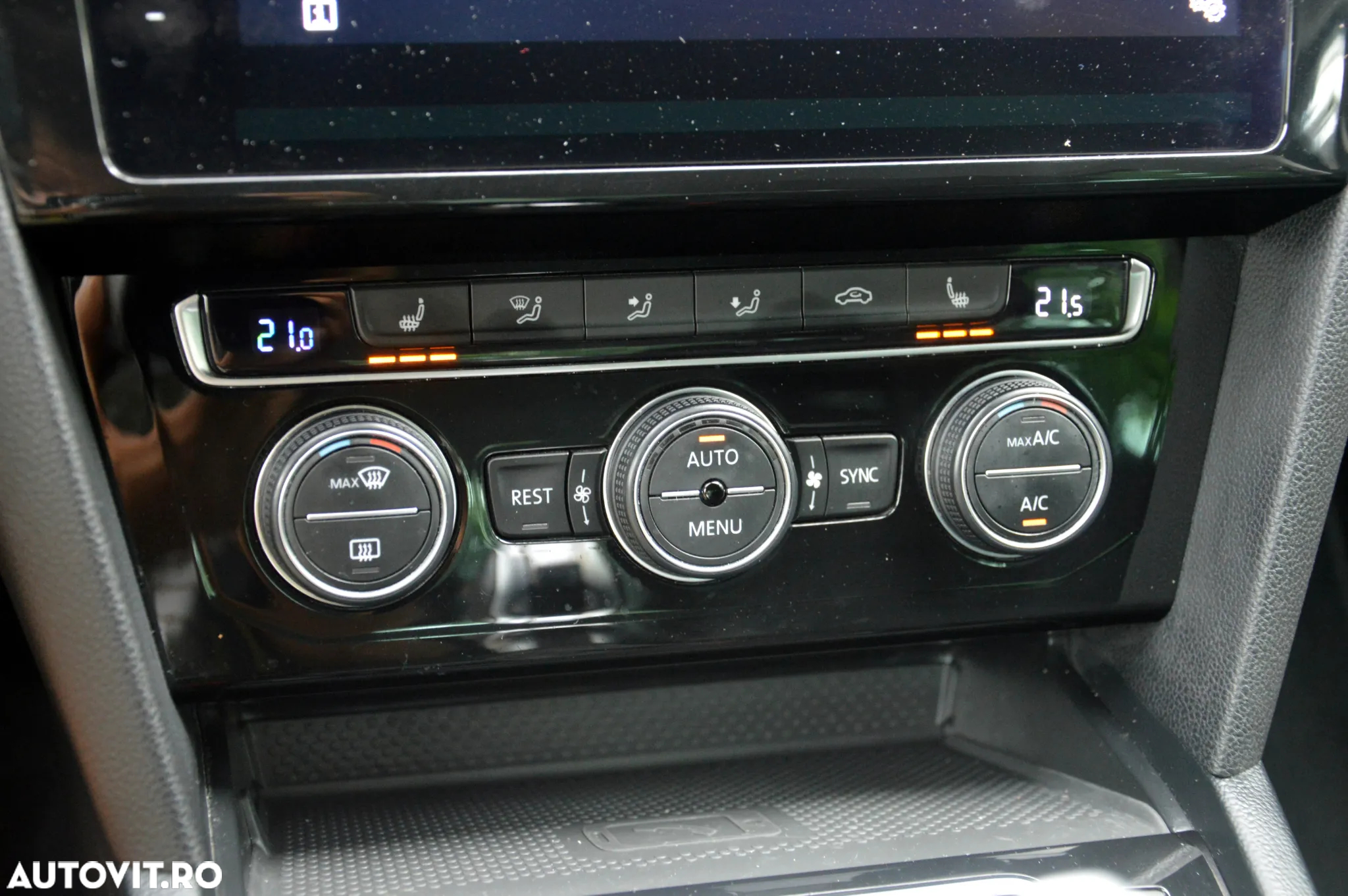 Volkswagen Passat 1.4 TSI Plug-In-Hybrid DSG GTE - 34