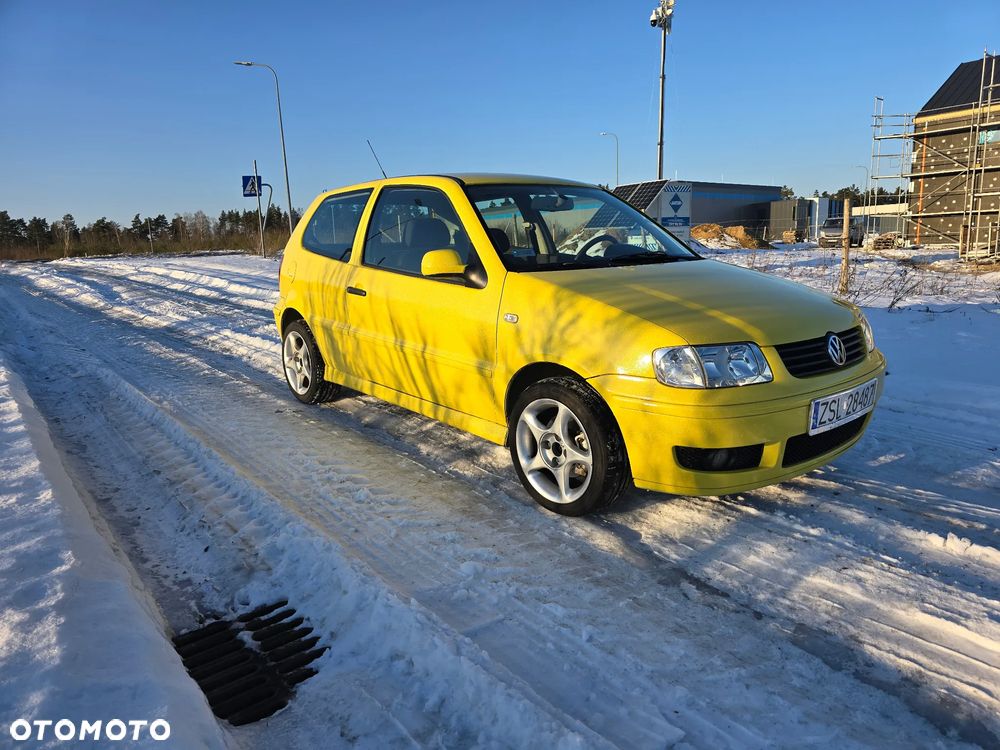 Volkswagen Polo 1.4 TDI Highline - 1
