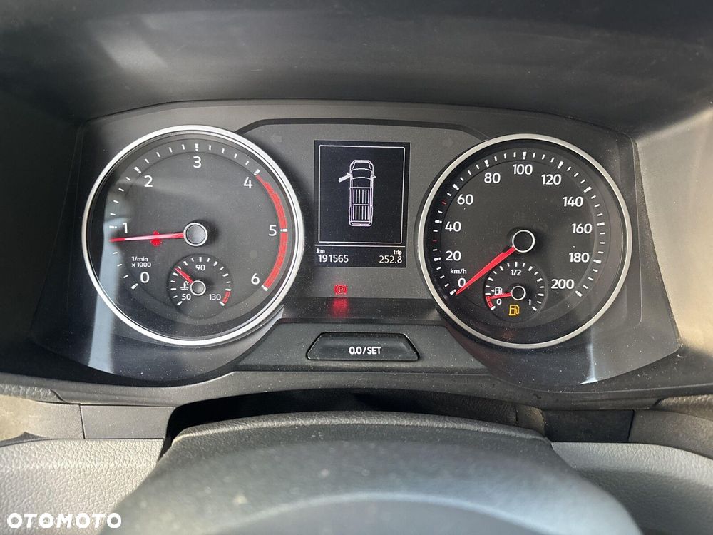 Volkswagen Crafter - 14