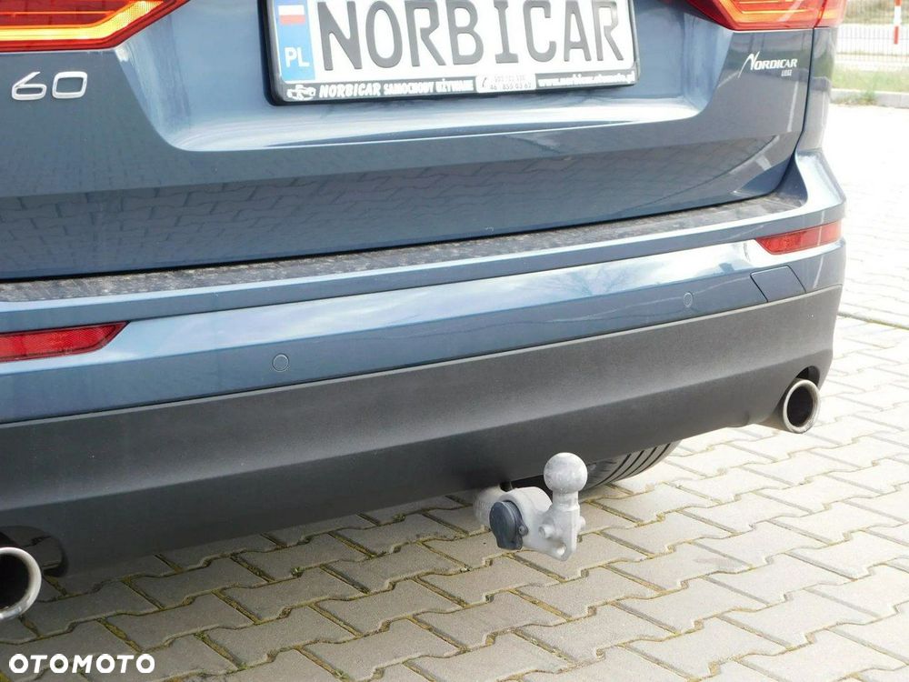 Volvo XC 60 D4 Momentum Pro - 23