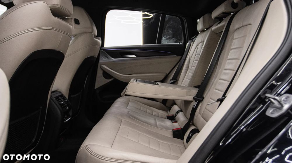 BMW X4 xDrive20d mHEV M Sport sport - 17