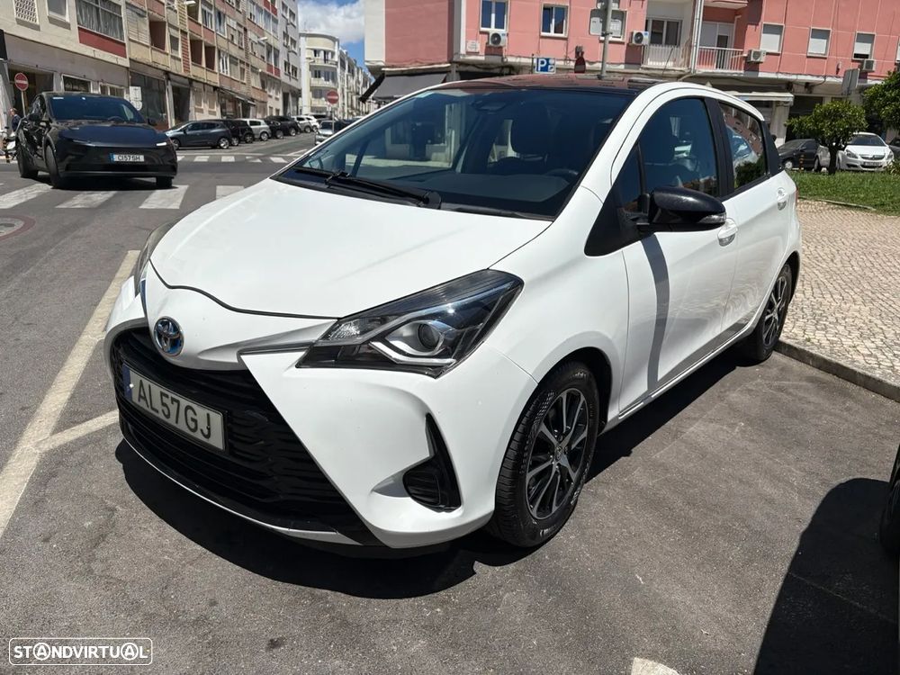 Toyota Yaris 1.5 HSD Comfort+Navi - 2