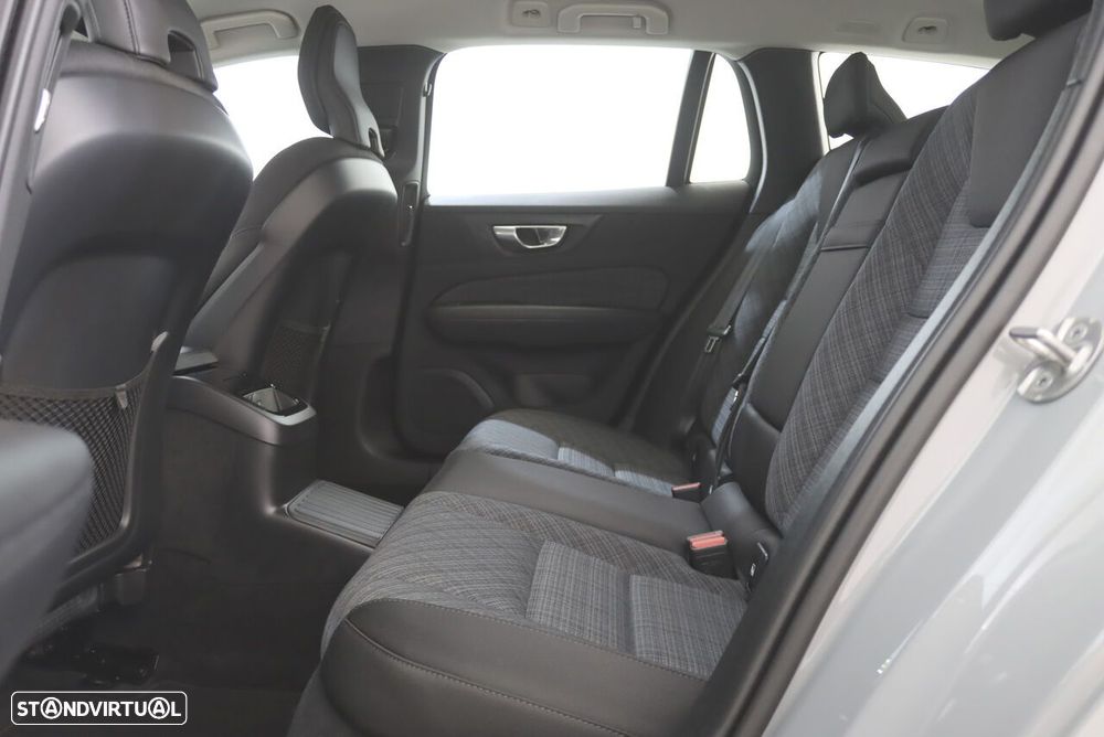 Volvo V60 2.0 T6 AWD TE Core - 9