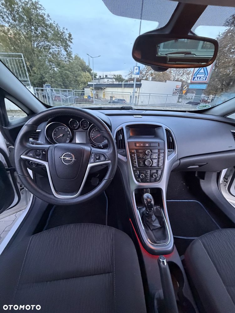 Opel Astra - 9