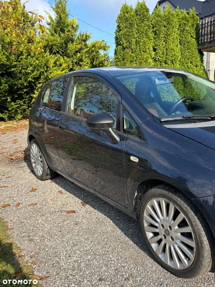 Fiat Grande Punto 2008 photo 3