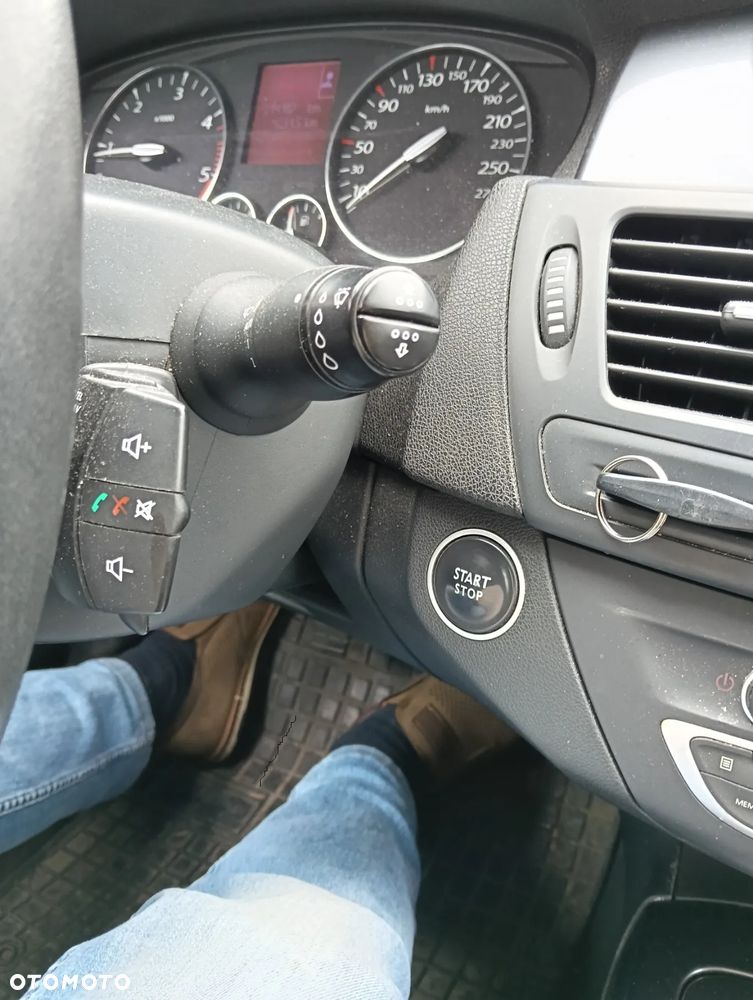 Renault Laguna - 18