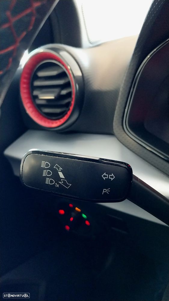 SEAT Arona 1.0 TSI FR - 28